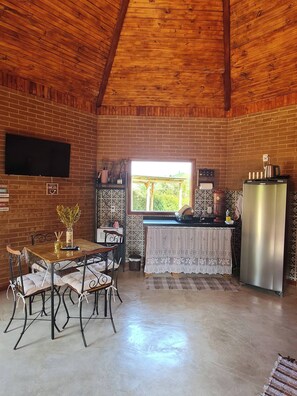 Chalet, 1 Bedroom, Patio, Garden View | Interior