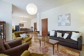 Departamento, 2 habitaciones, para fumadores, balcón | Lounge