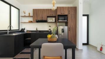 Apartemen, 1 kamar tidur, teras, pemandangan kebun | Interior