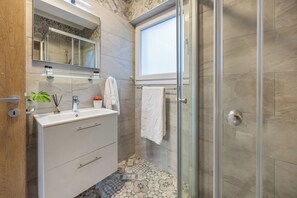 Bathroom - 74 Prokymea- Steps From the Sea, Downtown, Balcony (Limassol)