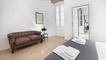 1 camera, ferro/asse da stiro, culla da viaggio, Wi-Fi gratuito