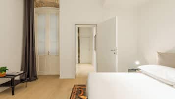 1 bedroom, iron/ironing board, travel crib, free WiFi