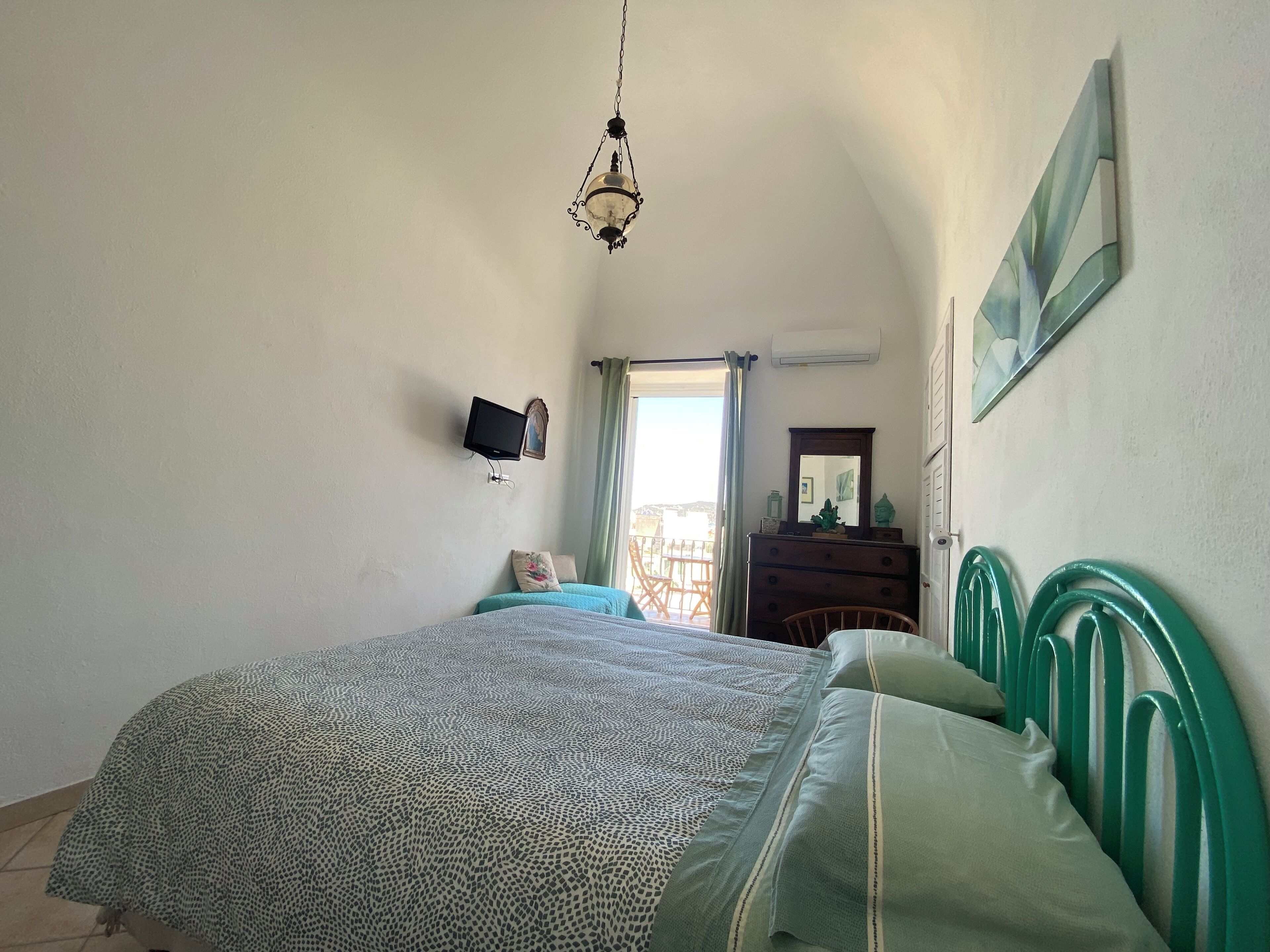 1 camera, ferro/asse da stiro, Wi-Fi gratuito, lenzuola