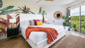 2 bedrooms, desk, iron/ironing board, travel cot