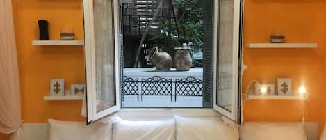 Classic Studio, Balcony