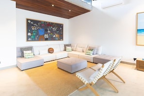 Villa - Villa Futura by Acomodo (San Jose)