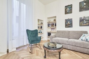 Living area - Easylife - Elegance and chic in the Center-Duomo (Milano)