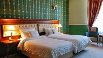 Deluxe Twin kamer, uitzicht op de stad | Gratis wifi