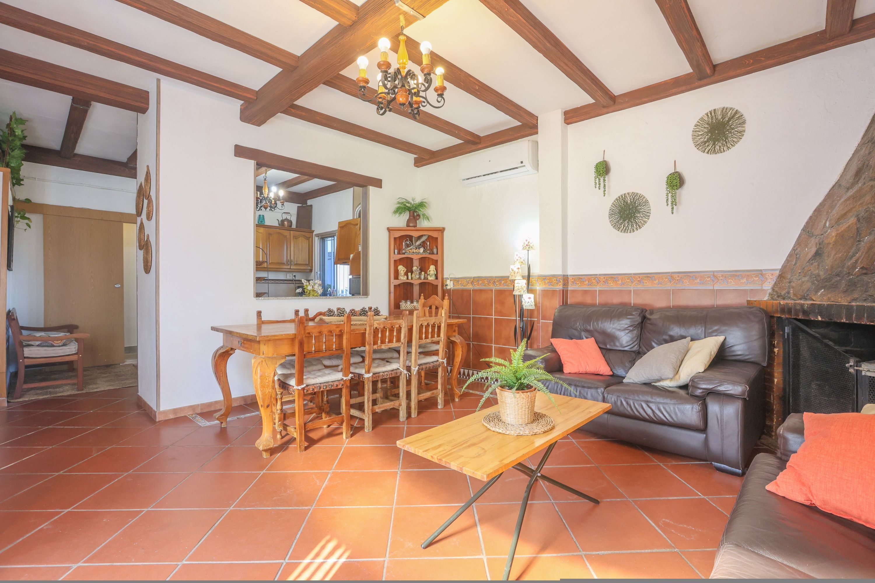 4 bedrooms