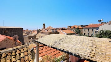 Habitación doble Confort, vista a la ciudad | Vista a la ciudad
