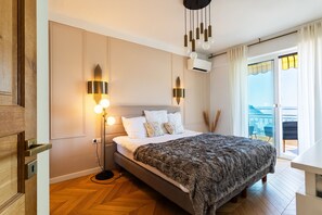 2 slaapkamers, een strijkplank/strijkijzer, gratis wifi, beddengoed