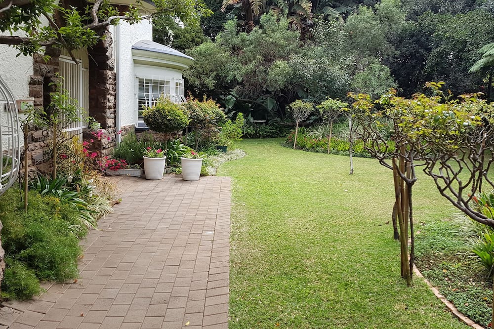 Ca Ira Wellness Retreat Guesthouse