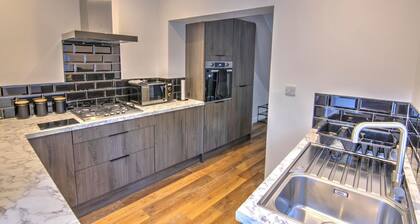 2 Bed House, Family Friendly With Garden