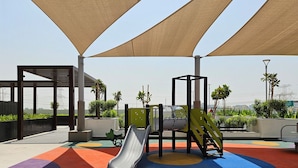Unclassified image, 2 of 28, button - Cozy Studio 10mins Away From Dubai Mall (Dubai)