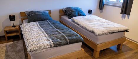 1 habitación, wifi y ropa de cama