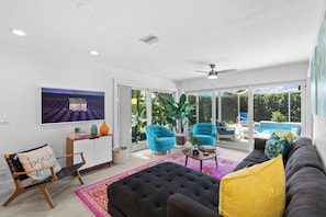 TV, books, stereo, offices