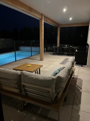 Piscine extérieure, piscine chauffée