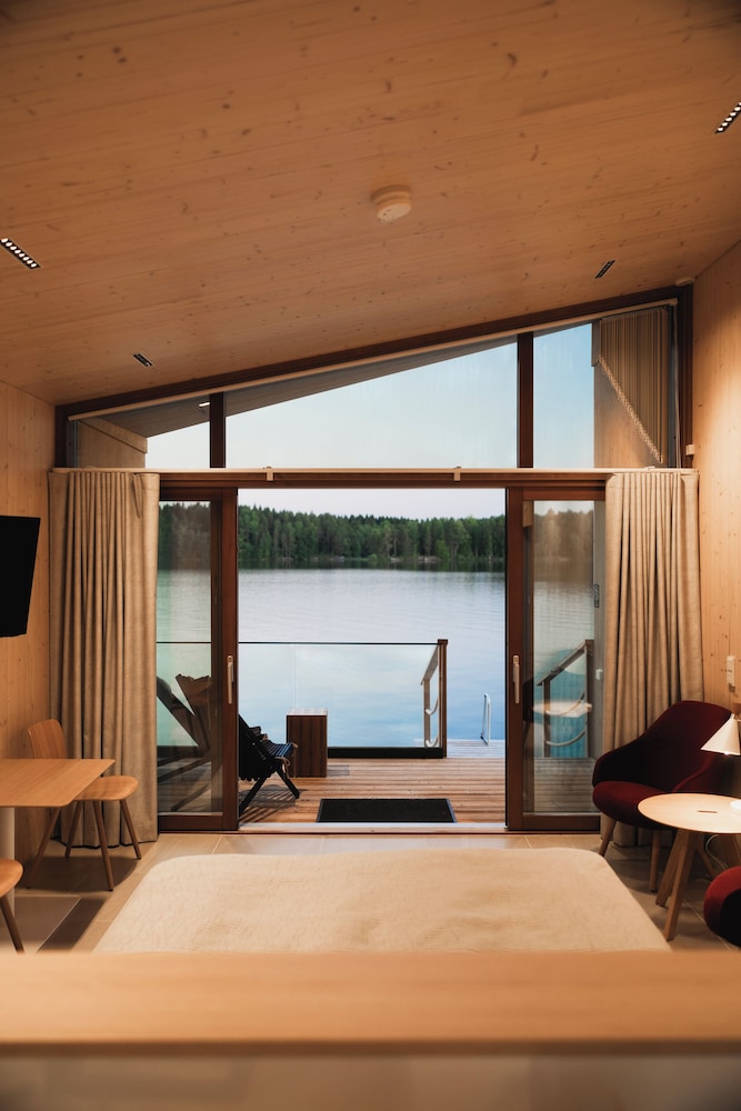 Bella Lake Resort 4