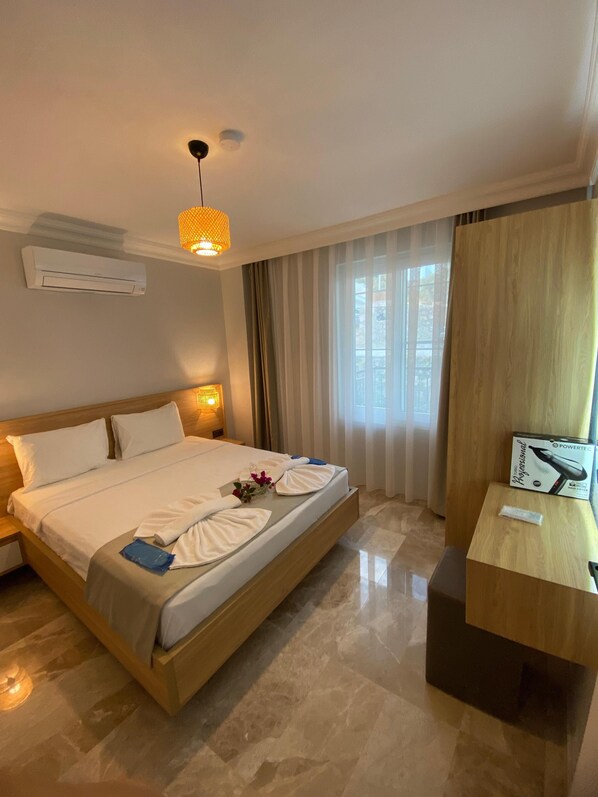 Family Apartment (1+1) | 2 bedrooms, soundproofing, iron/ironing board, free WiFi