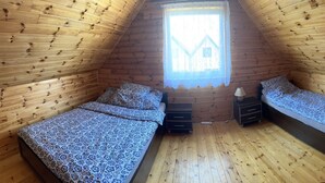 2 bedrooms, WiFi, bed sheets