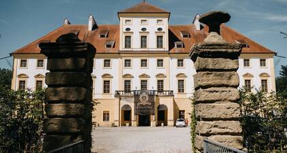 Versailles Luxury Suite 5 Guests Aurolzmünster
