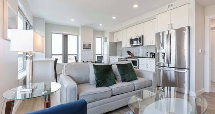 Private Apt Downtown