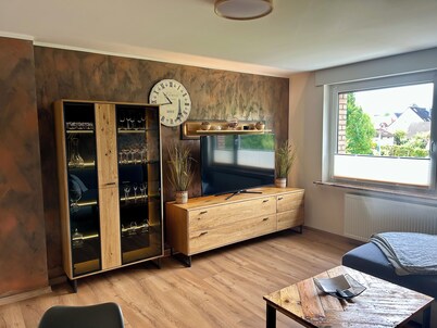 Pet-friendly vacation apartment in the Wesergergland, directly on the Weser cycle path