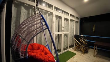 Luxury Studio Suite, Courtyard View | Balcony