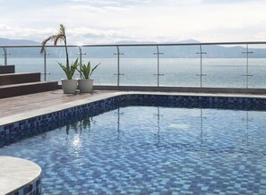 2 outdoor pools - Labersa Hotel & Convention Center Samosir (Samosir)