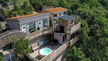 House | Pool