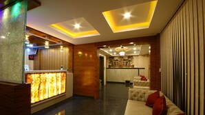 Quầy tiếp tân