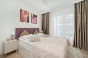 1 bedroom, iron/ironing board, travel crib, WiFi