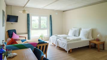 Kamar Double atau Twin Klasik | Seprai premium, setrika/meja setrika, Wi-Fi gratis, dan seprai linen