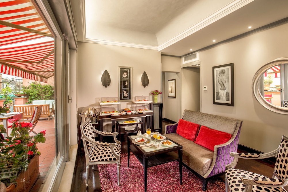 The Inn At The Spanish Steps by null