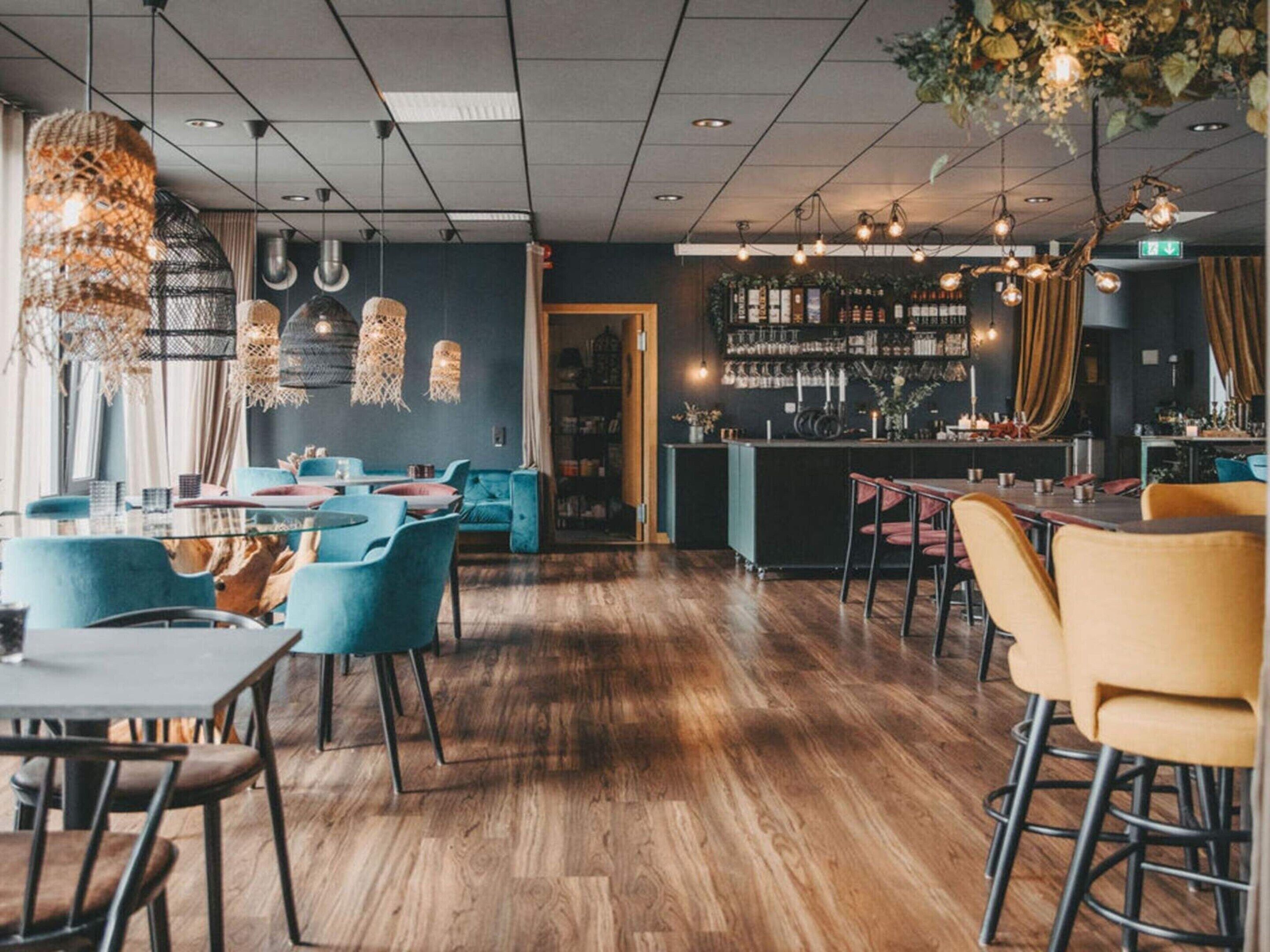 House | Dining