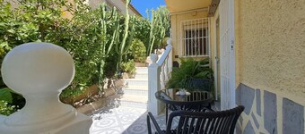 La Marina Oasis, 2-beds, Sleeps 5, 10 min to Beach