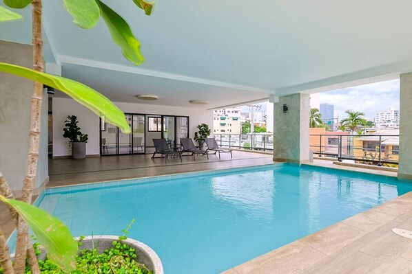 Pool - Spectacular, Centric 1BR Apt, King Bed, Pool Gym, Beautiful Social Area Near All (Santo Domingo)