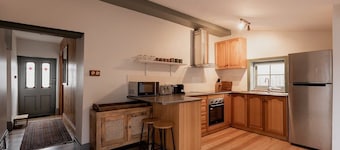 Cavell Street Cottage in West Hobart
