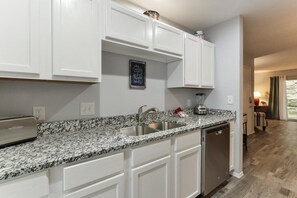 Interior - Patriot Place- Walk-in No Stairs! (Branson)
