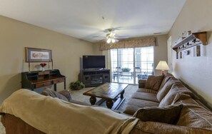 TV, fireplace, offices