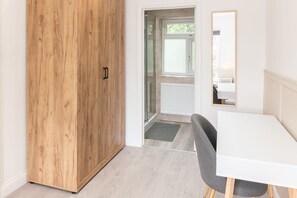 House | 4 bedrooms - Host Stay Marguerita Road (Manchester)