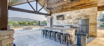 Tejas @ Frio River Vacation Rentals