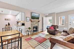 TV, fireplace, offices