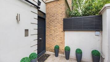 House | Property grounds