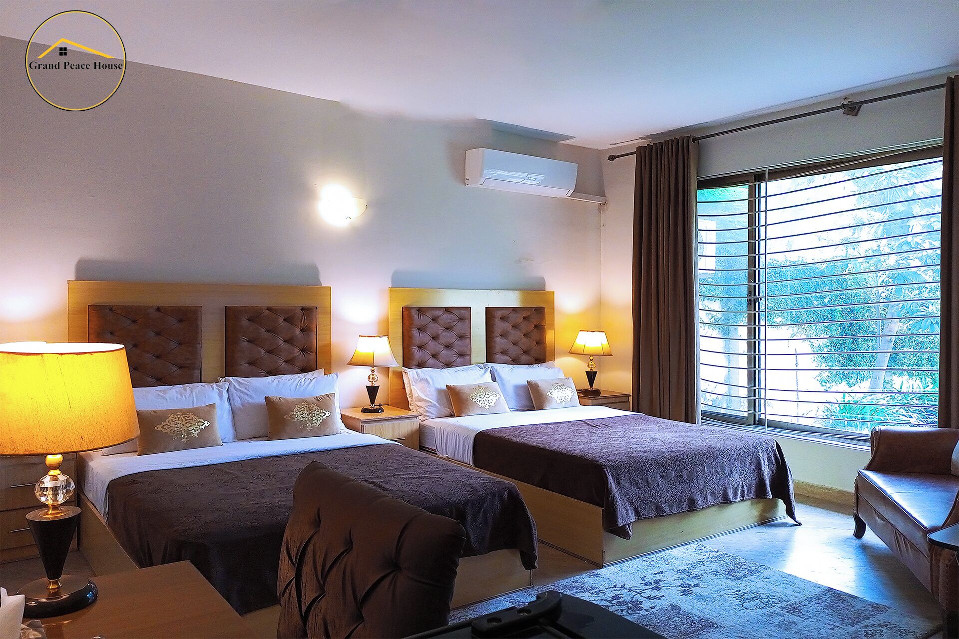 Deluxe Quadruple Room, 2 Queen Beds