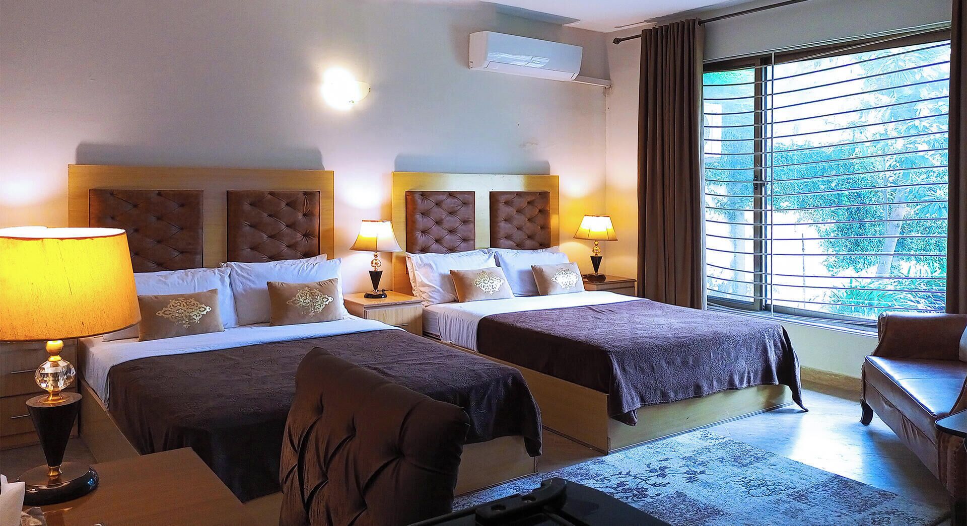 Deluxe Quadruple Room, 2 Queen Beds