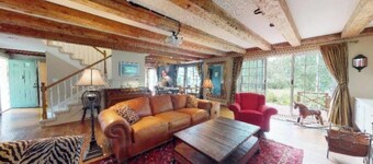 Historic 3-bedroom post and beam house in prestigious Sugar Hill.