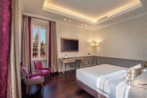 Senior Suite | In-room safe, free WiFi