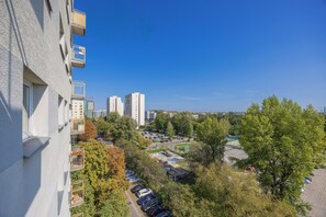 Apartment, 2 Bedrooms, Balcony | Balcony - Cosy Apartment With Smart TV by Renters (Warsaw)