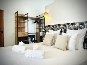 5 chambres, Wi-Fi, draps fournis